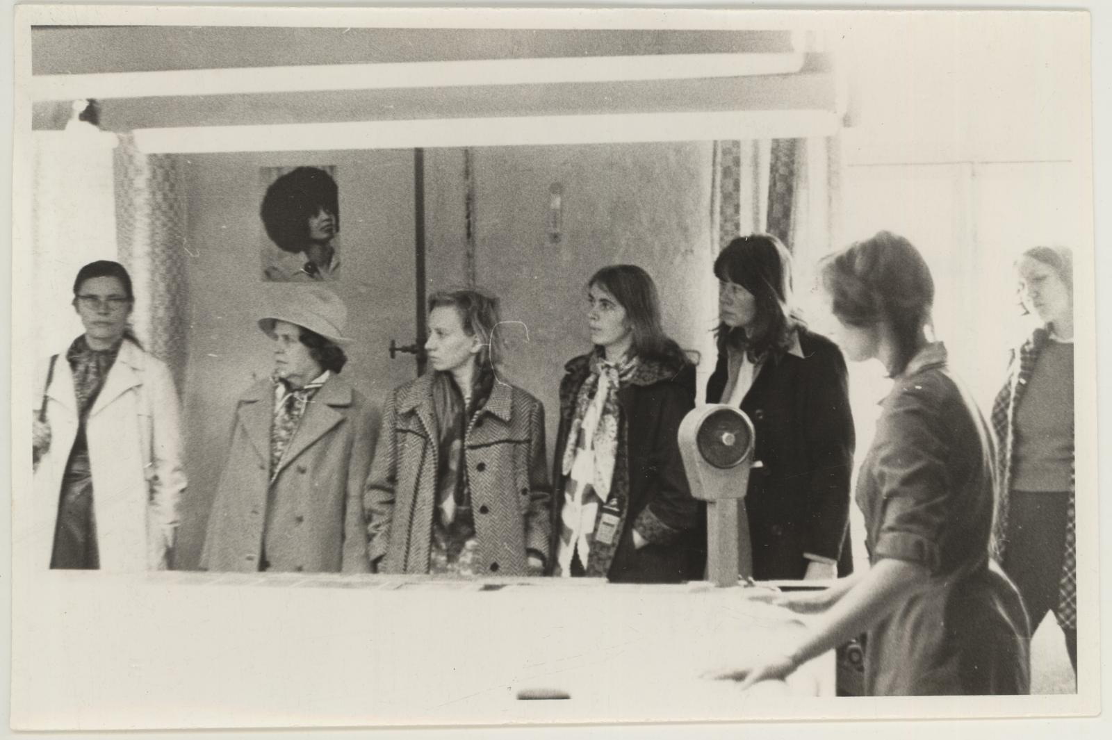 TKM-i töötajate ekskursioon õmblusvabrikusse "Sangar" 21.05.1974