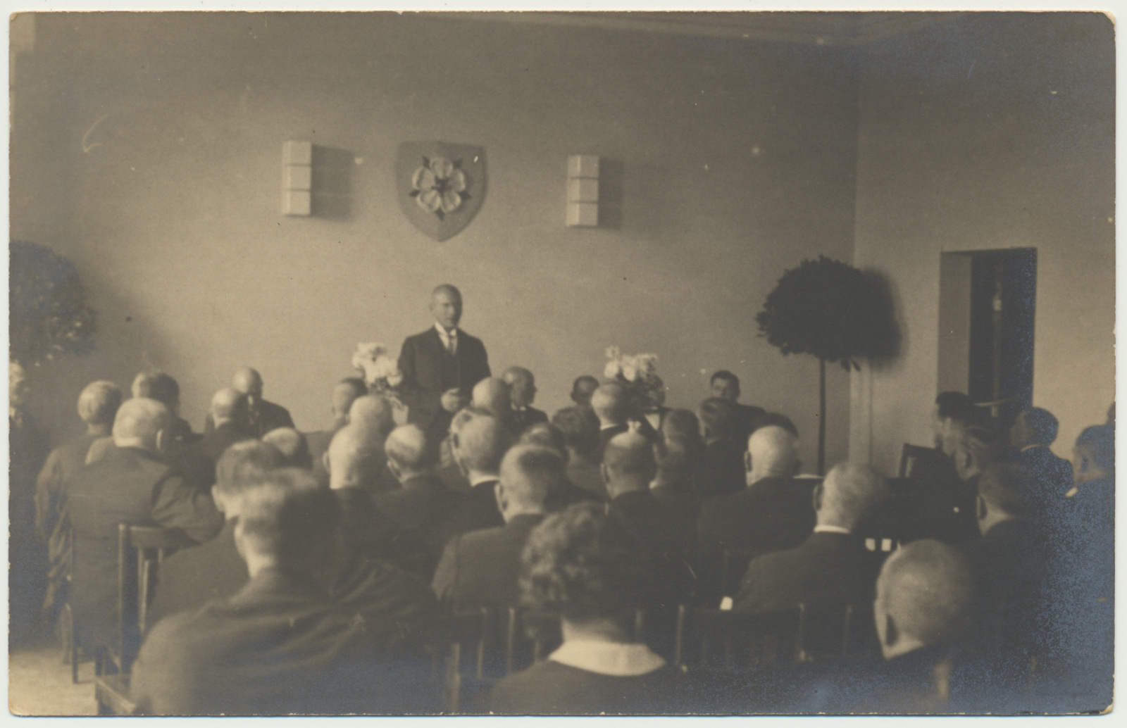 foto, Viljandi, linnapea Maramaa, esinemine volikogus, u 1930