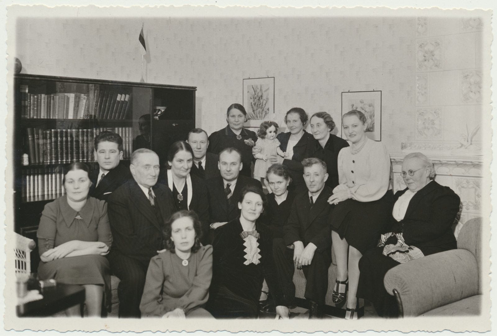 foto, Viljandi Lasteabi komitee koosolek, notar E. Joaste korter, 1937