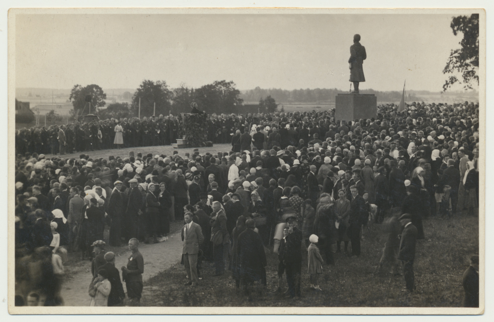 foto, kapten Anton Irve mälestussammas, avamine, 1933