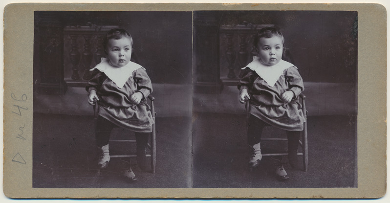 stereofoto, Hilja Riet üheaastane, ~ 1906 jaanuar