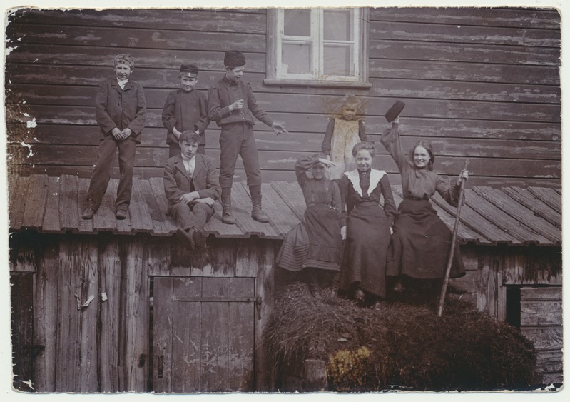 foto, Viljandi kooliõpilased, sh Anna Uudelt (Kukk), u 1905