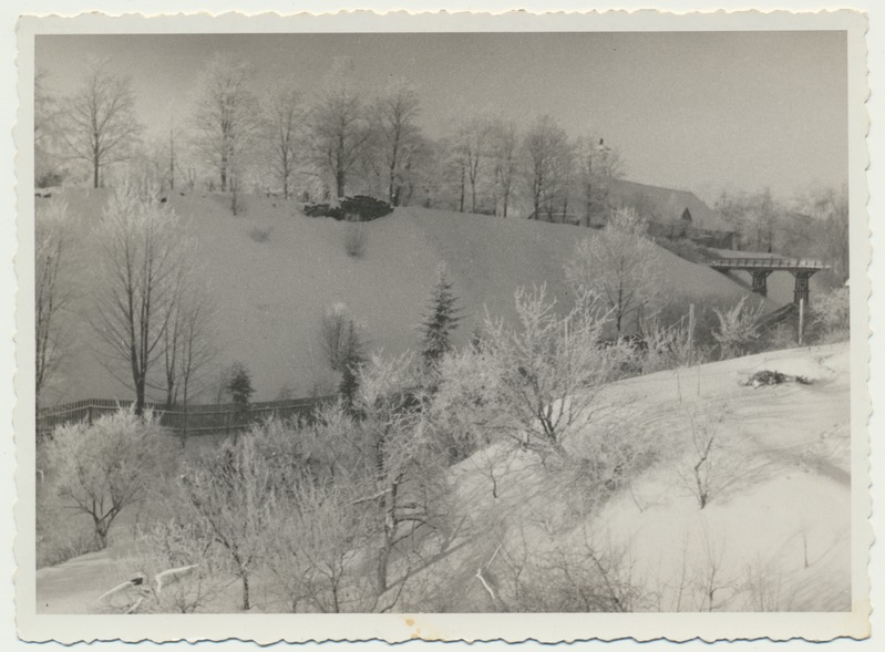 foto, Viljandi I Kirsimägi, ait, u 1930, foto Anna Kukk?