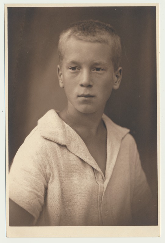 foto, Olev Kukk, rinnaportree, u 1924, foto A. Kukk