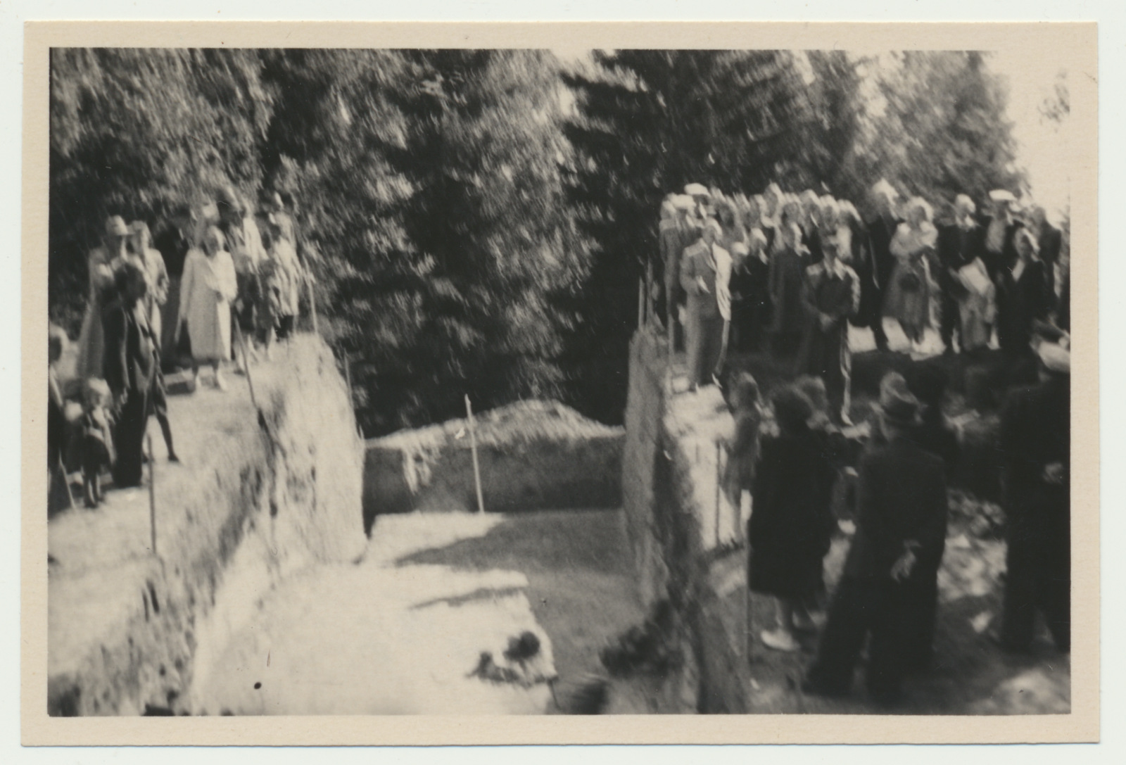 foto, Viljandimaa, Naanu linnamägi, kaevamised, koduuurijad, 1952