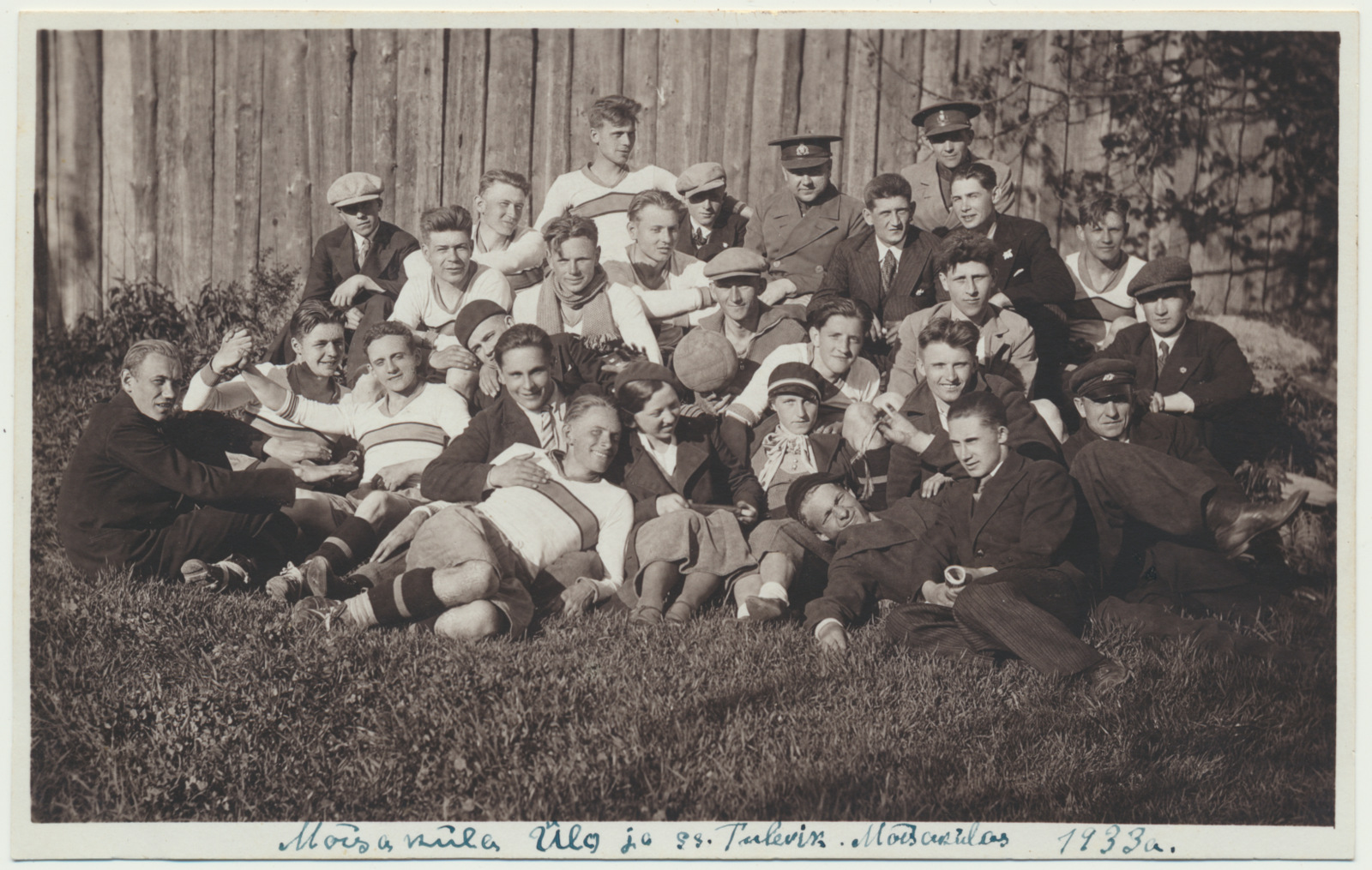 foto, Mõisaküla, jalgpall, spordiseltsi Tulevik jalgpallurid jt, 1933