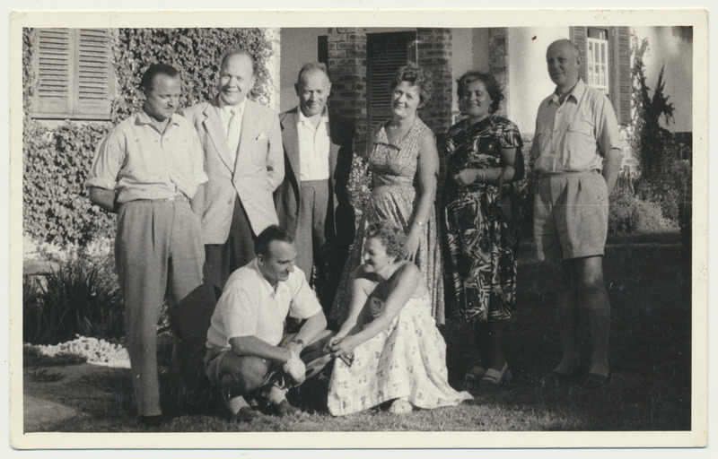 foto, Lõuna-Aafrika Liit, grupp, väliseestlased, sh J. ja I. Matson, 1952