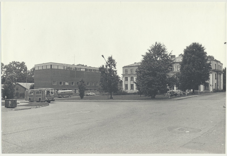 foto, Läti NSV, Valmiera, teater, hotell, 1983