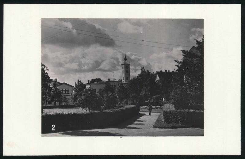 foto, Viljandi, Linnaväljak, haljastatud, raekoda, u 1963