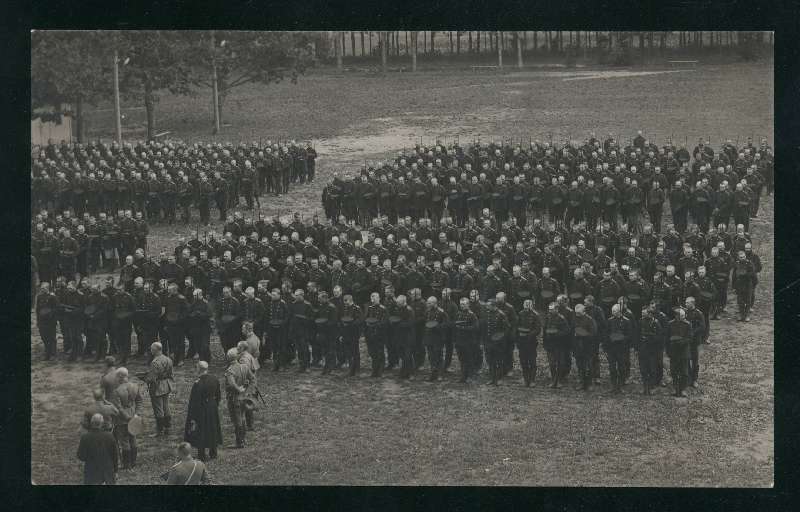 fotopostkaart, Viljandi, kutsealuste saatmine I Maailmasõtta, järve ääres?, u 1914-1915