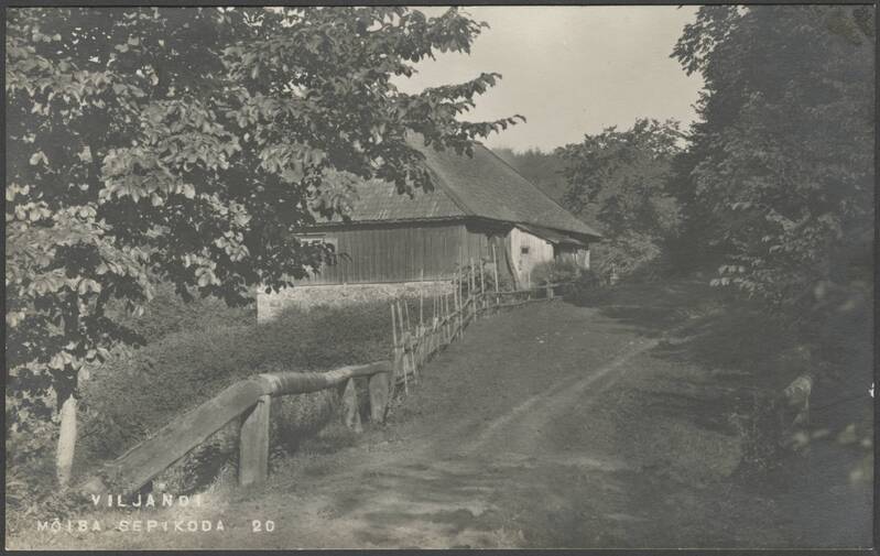 fotopostkaart, Viljandi mõis, sepikoda (Mõisa tee, hiljem Hariduse tn), suvi u 1915, foto J. Riet