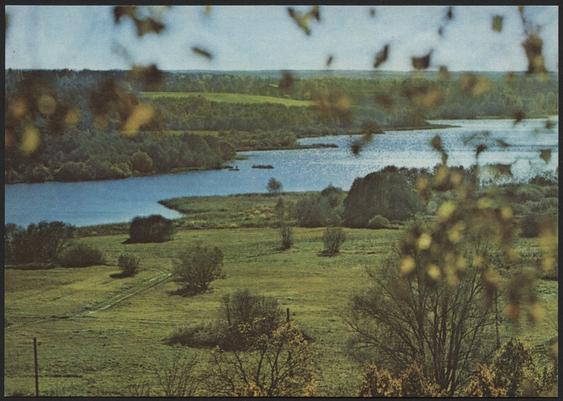 trükipostkaart, Viljandi, järv, mõlemad kaldad, lossimägede poolt, värviline, u 1975, foto E. Veliste