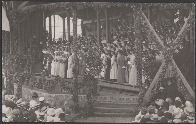 fotopostkaart, Viljandi, VEPS-i ja VEHS-i õue veranda, Viljandi laulupidu, 1914
