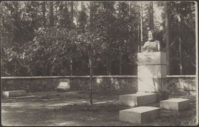 fotopostkaart, Pärnumaa, Kurgja, C. R. Jakobsoni hauasammas, u 1927, foto J. P. Mihkelson (Vändra)