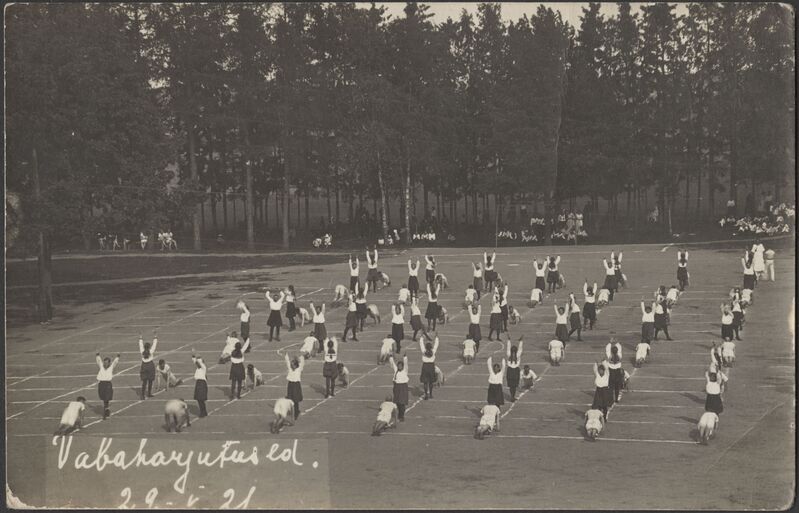 fotopostkaart, Viljandi, koolipark, võimlemispidu, etteaste, vabaharjutused, 29.05.1921