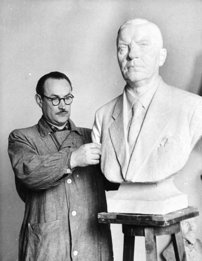 Skulptor Aleksander Kaasik