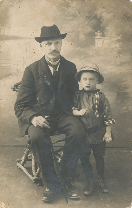 Valga Gümnaasiumi koguhoidja Poola koos pojaga