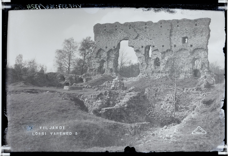 fotonegatiiv, Viljandi lossimäed, Kaevumägi, Suurmüür, u 1920, foto J. Riet