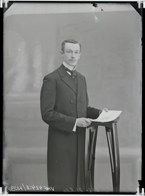 fotonegatiiv, Ohtla, mees, 1910 foto J.Riet