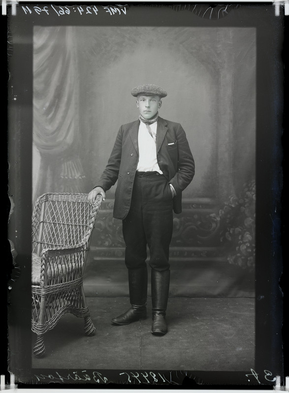 fotonegatiiv, Bäärson, mees, täisportree, soni, pikad saapad 1915 foto J.Riet