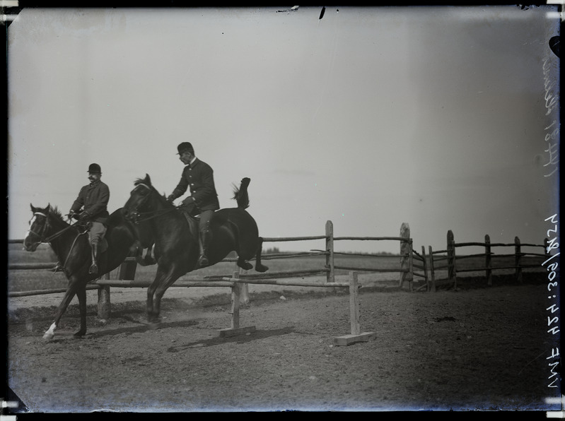 fotonegatiiv, Karula, von Helmersen, 2 meest, ratsutamine 1913 foto J. Riet