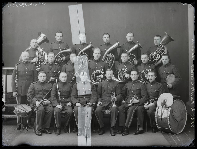 fotonegatiiv,Viljandi, kaitseliit, orkester 1928 foto J.Riet