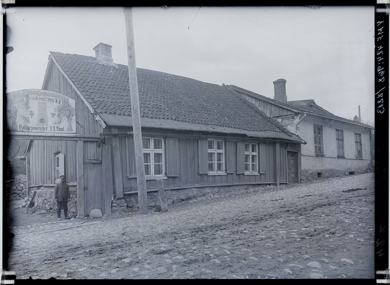 fotonegatiiv, Viljandi, Tartu tn 33, pottsepp J. Tuul, 1924 foto J.Riet