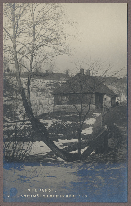 foto albumis, Viljandi mõis, sepikoda, Hariduse tn, u 1915, foto J.Riet