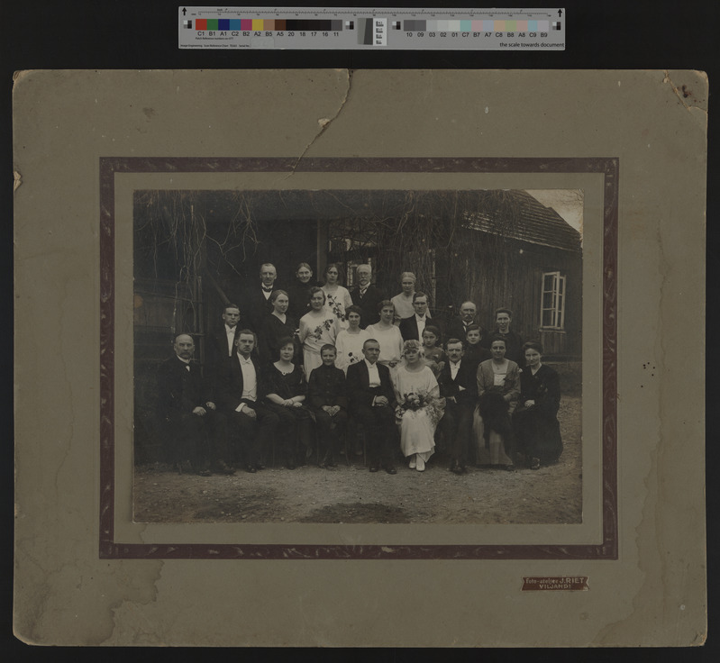 foto papil, pulmalised, grupp, Viljandi maakogudus (Pauluse kogudus), kirikumõis u 1923, foto J. Riet