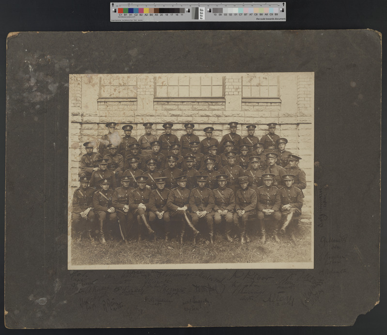 foto papil, Tondi sõjakool, aspirantide 2. kompanii sh ülem Ed. Margusson (I r vas 7.) u 1924