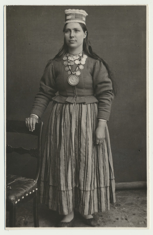 foto, neiu, rahvariided, Põhja-Eesti, u 1930