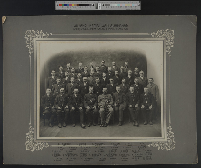 foto papil Viljandi kreisi vallavanemad, 1916, nimed, foto J. Riet