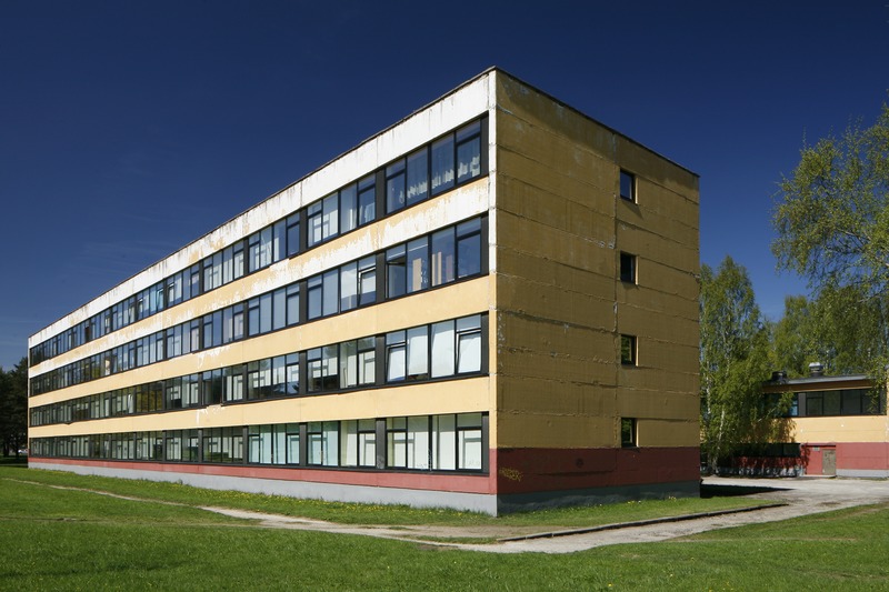 Koolimaja Mustamäel Vilde tee 69, Tallinna 37. keskkool (suletud 2014)