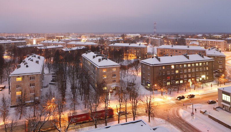 Narva: tehas Baltijets. Kõrgvaade katuselt Kerese tn korterelamute suunas