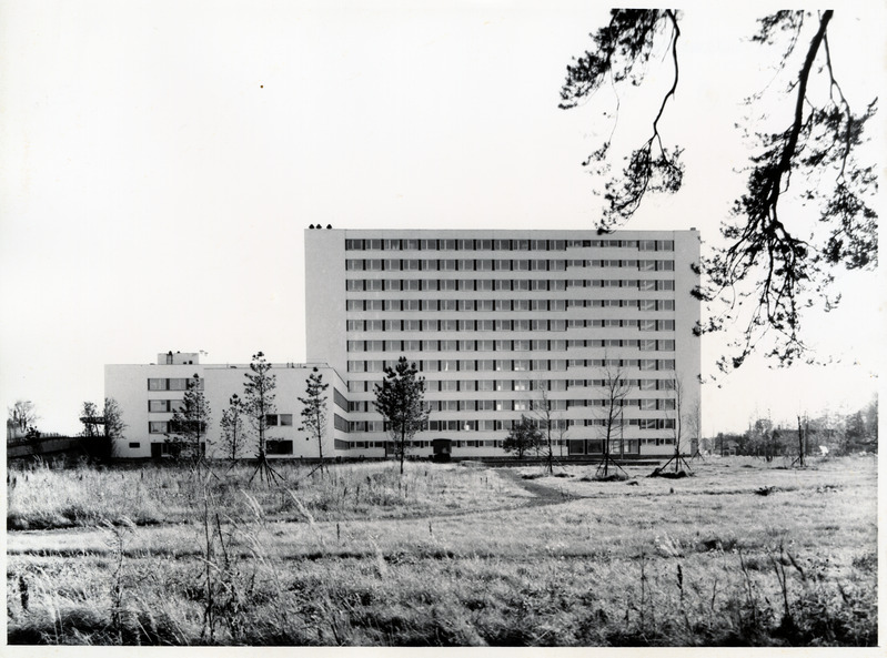 Vabariiklik Tallinna Sadama haigla ehk nn meremeeste haigla Paldiski mnt 68, arhitektid Paula Koido ja Helje-Reet Aurik