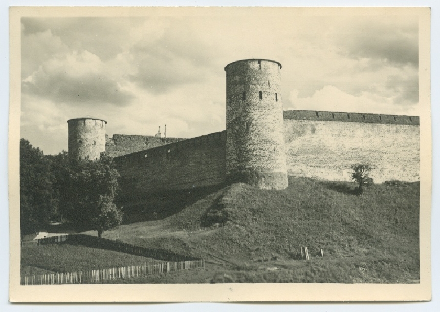 Narva, Ivangorod loodest.