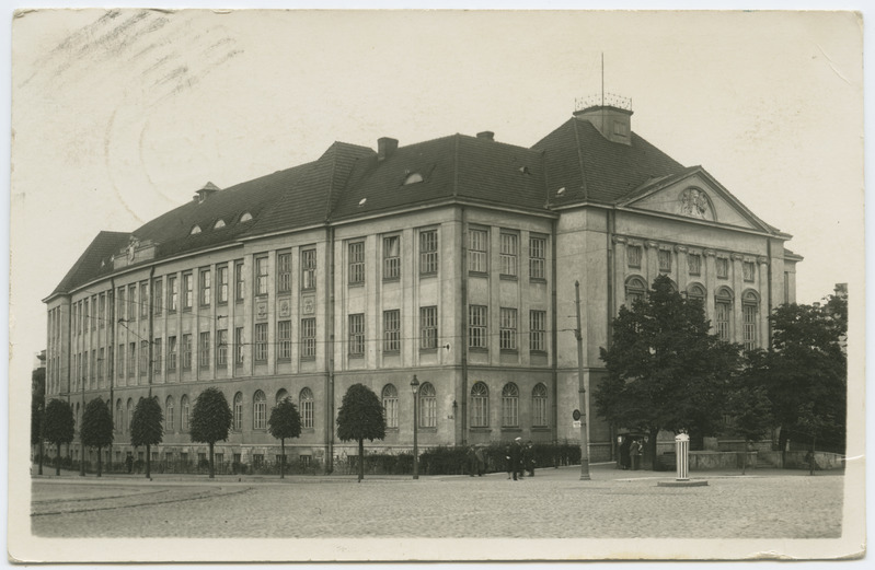 Tall. Linna Tütarlaste Kommertsgümnaasium