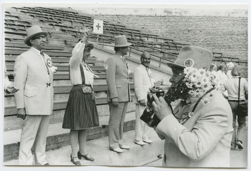 Negatiivirull ja komplekt fotosid - ENSV lastelaulupidu (38tk)