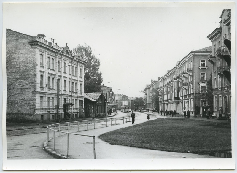 Tallinn. Tartu mnt vaade Kingissepa tn nurgalt turu suunas