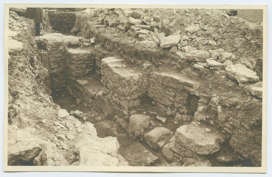 Tallinn, arheoloogilised kaevamised Pirita kloostris.