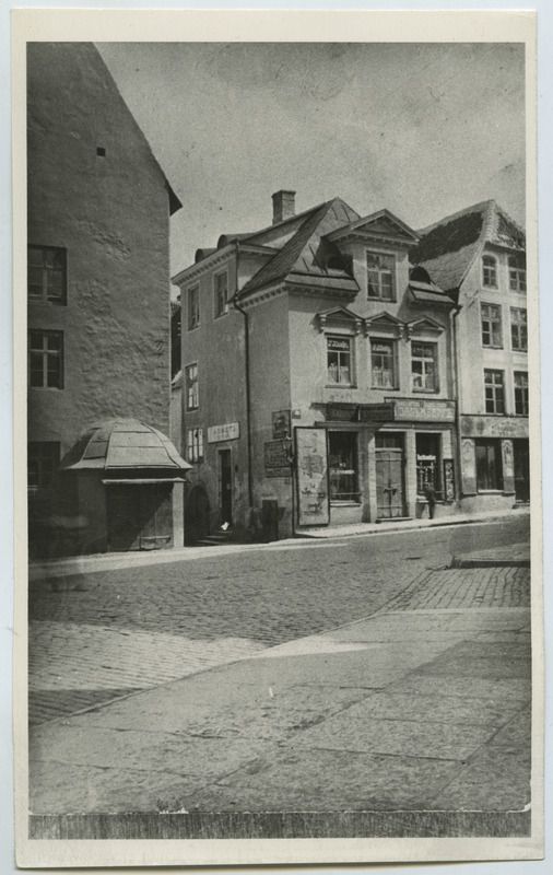 Kullasepa ja Raekoja tänava nurk 1905. aastal.