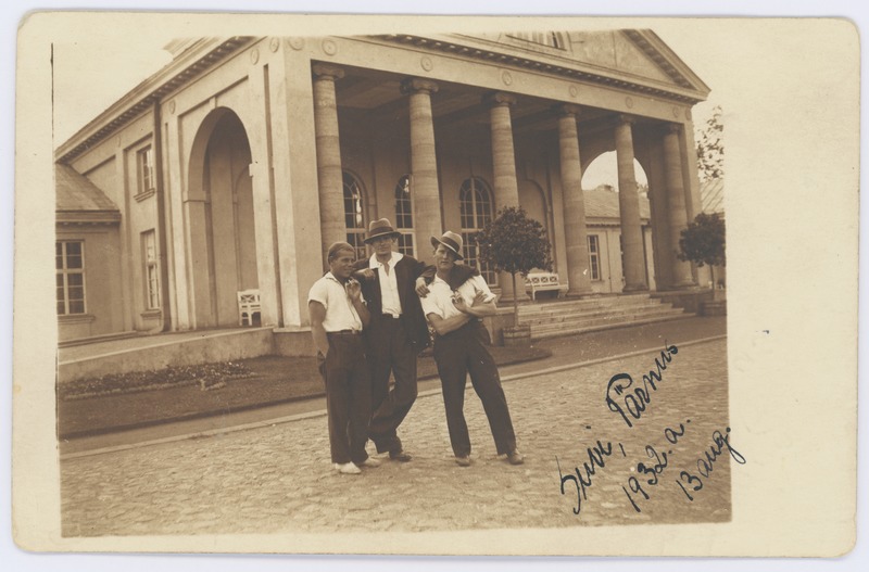 Seltskond Pärnus 13.08.1932