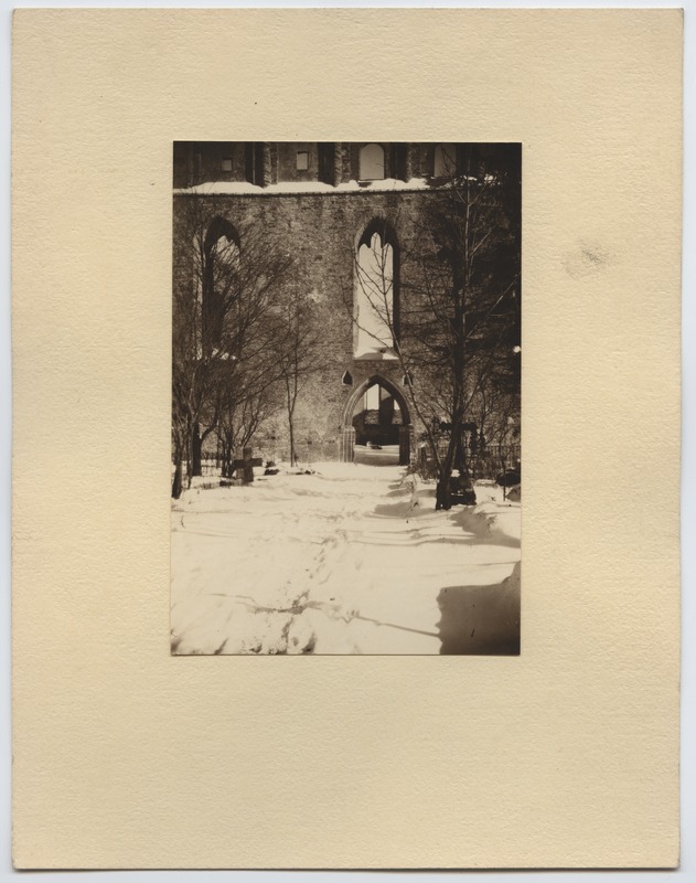 Tallinn, Pirita kloostri varemed, fassaad, talvel, fotovõistlustöö.