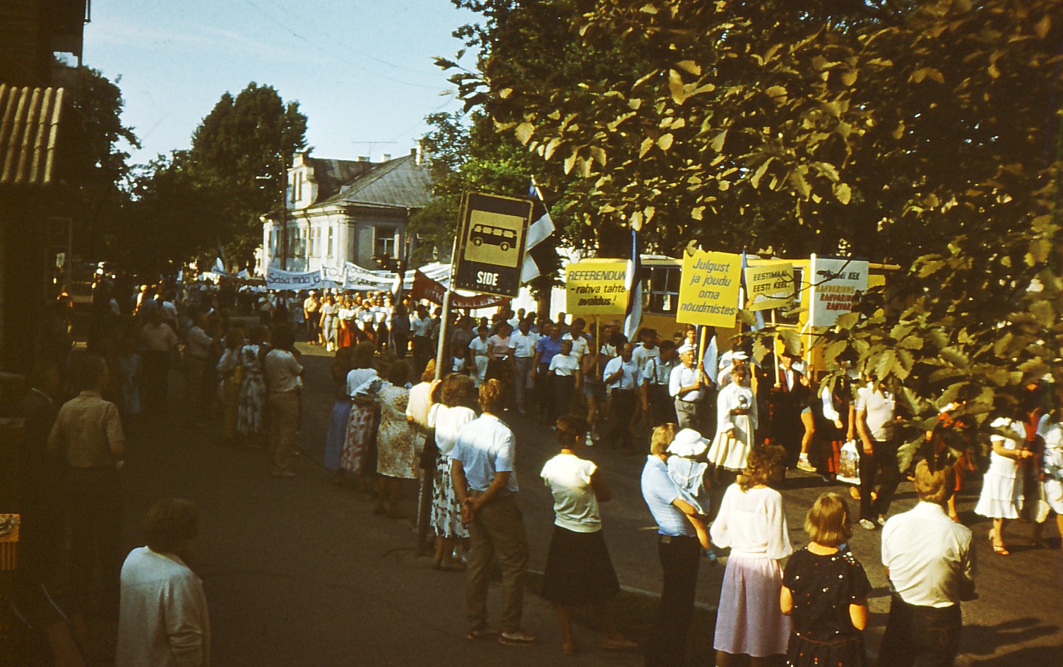 Viljandi Rahvarinne, 1988.