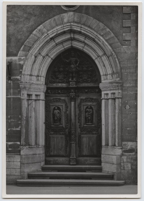 Portaal Suur-Karja tänaval.