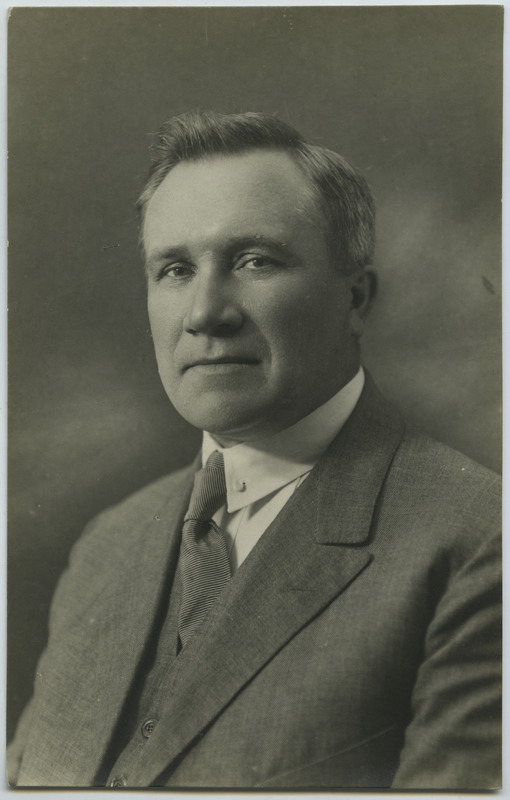 Mihkel Aitsami portree