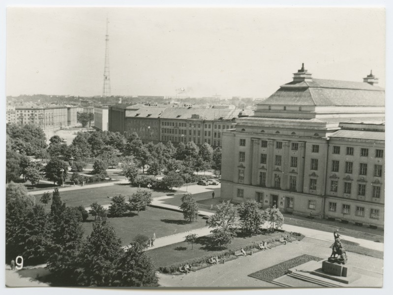 16. Oktoobri park