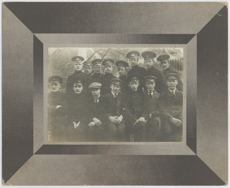 Tall. Nikolai Gümnaasiumi õpilasi