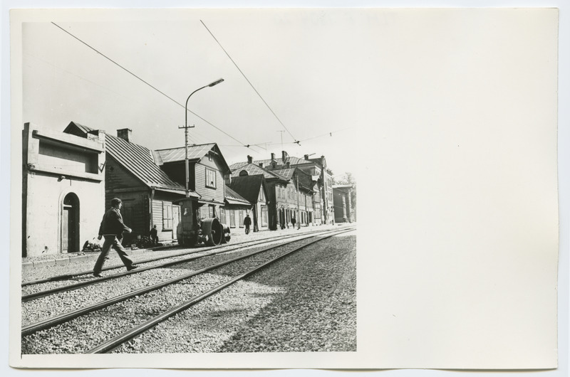 Tänava asfalteerimise tööd