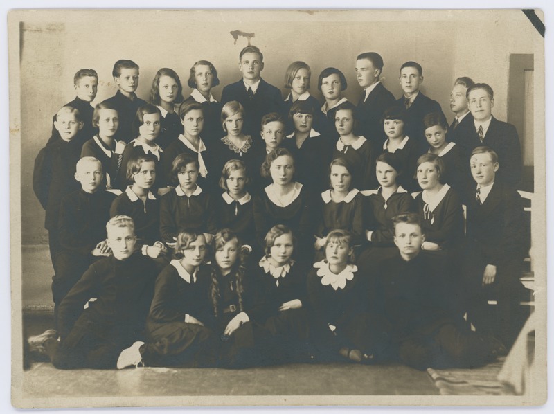 Pärnumaa Kaubanduskooli I klass. 1932.a.